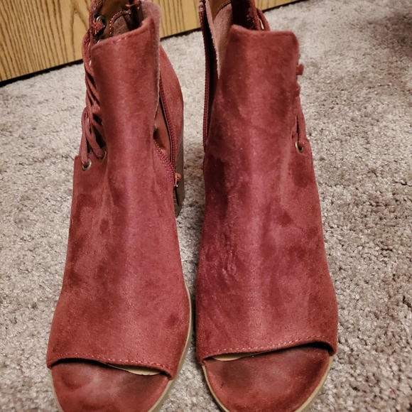 Open toe boot - Picture 2 of 4